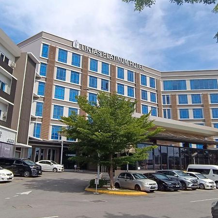 Lintas Platinum Hotel Кота-Кінабалу Екстер'єр фото