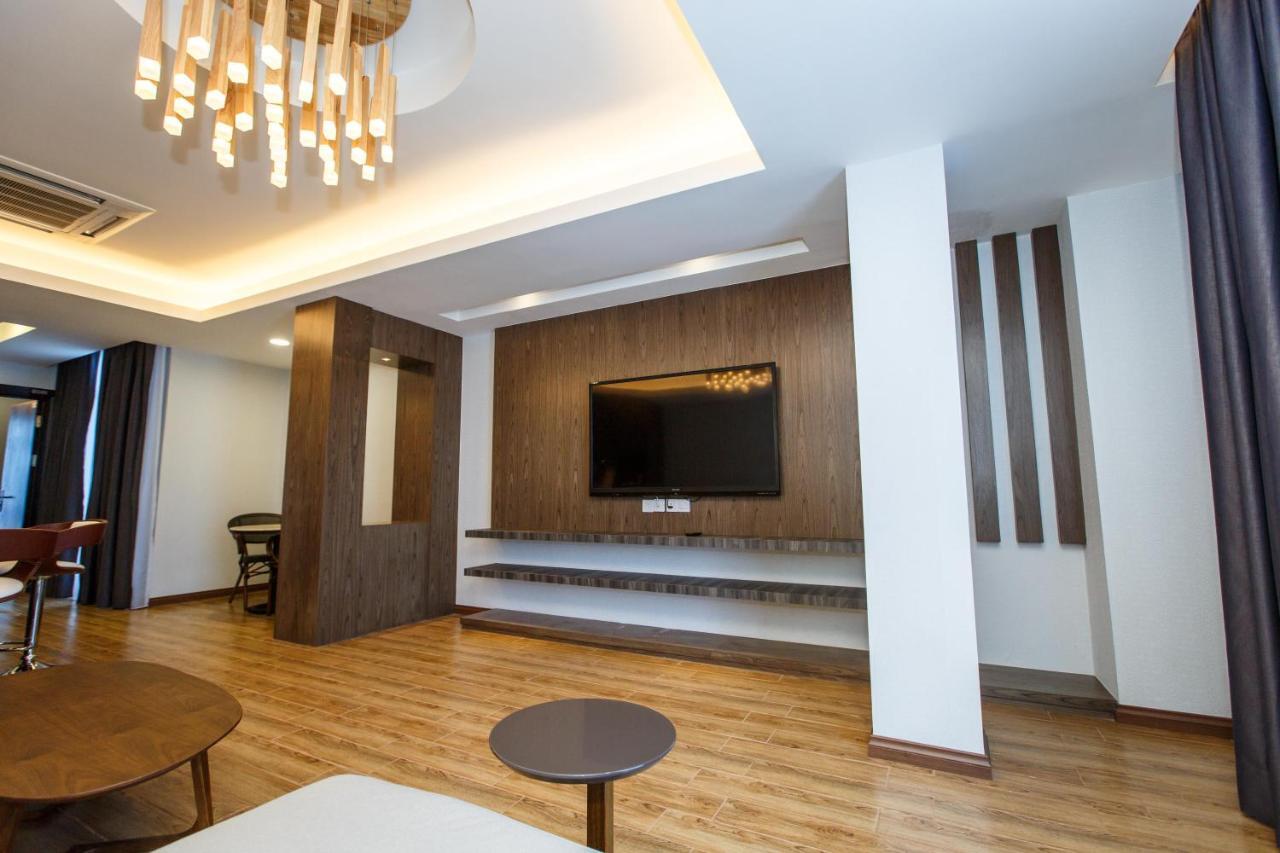 Lintas Platinum Hotel Кота-Кінабалу Екстер'єр фото